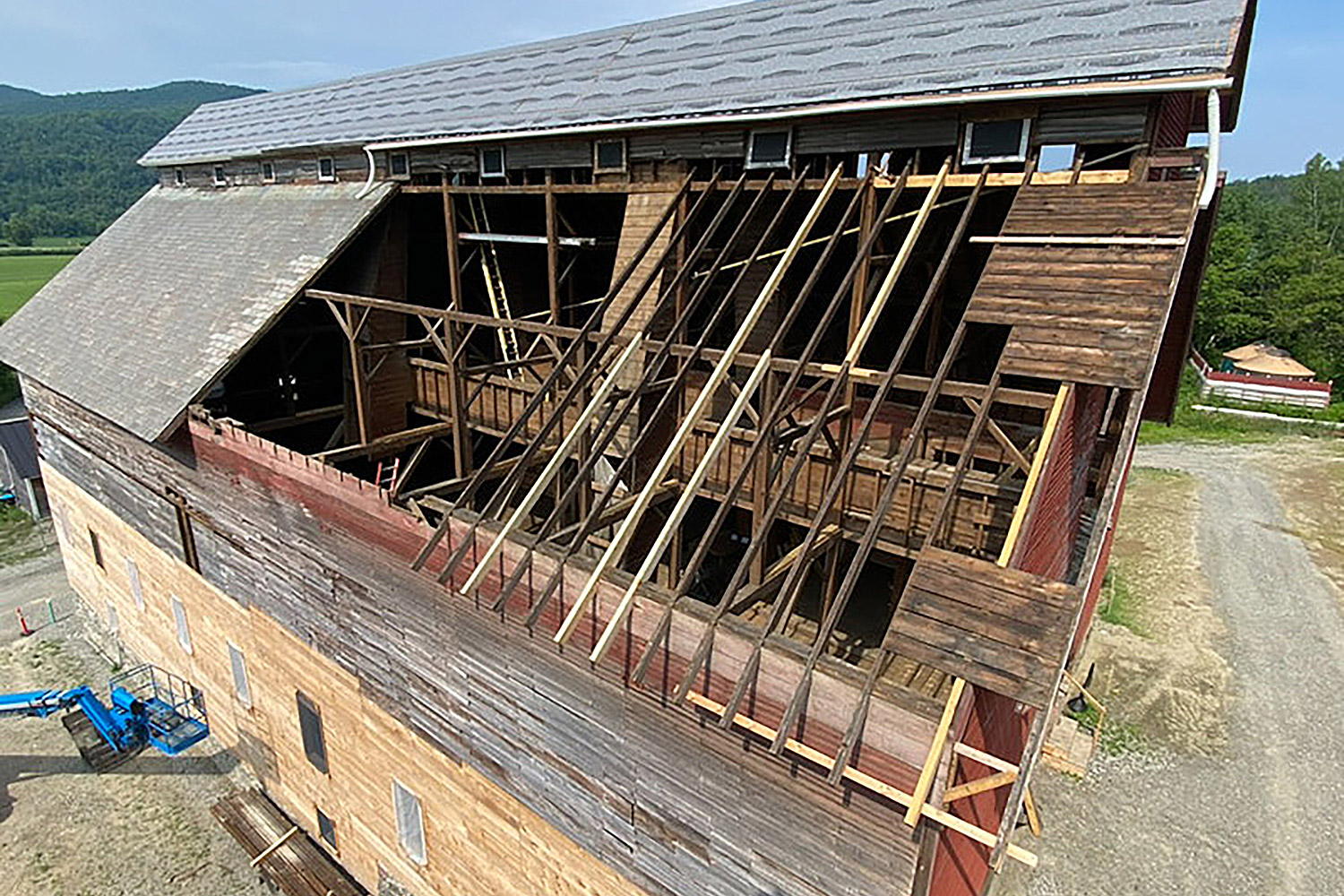 Barn Restoration Provides Training in the Trades